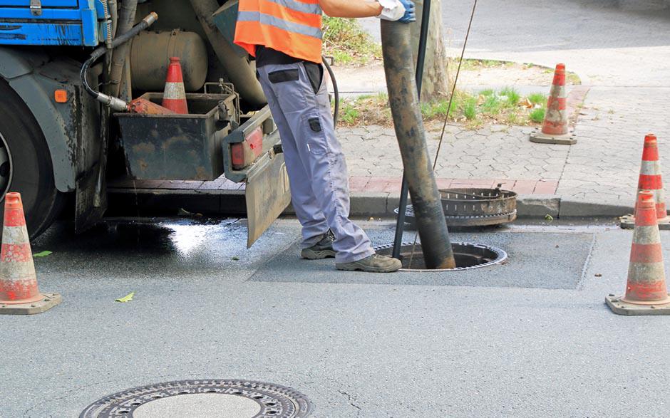comment déboucher canalisation Montgérain